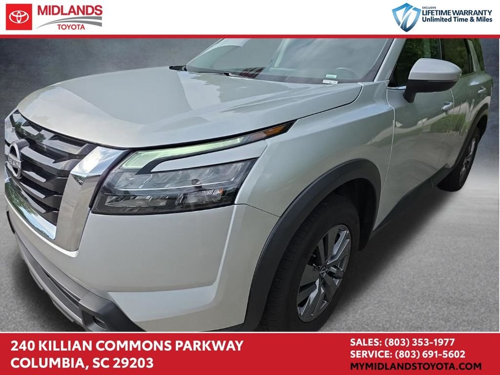 Used 2024 Silver Nissan SV image 1