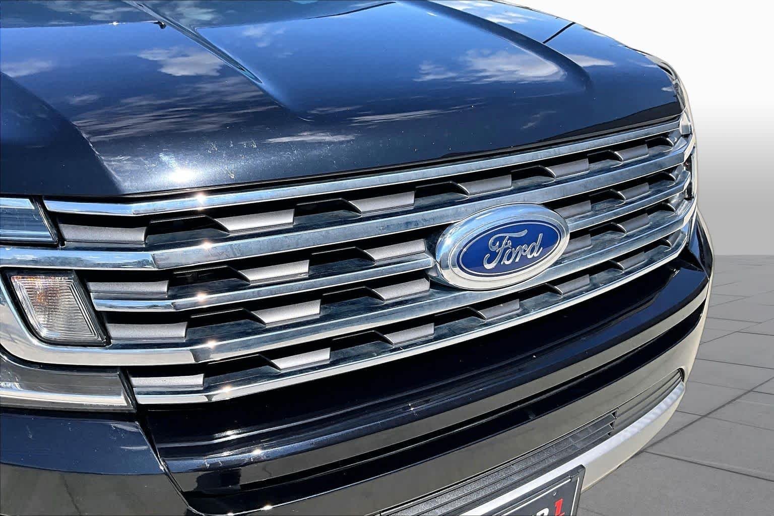 Used 2021 Agate Black Ford XLT image 27