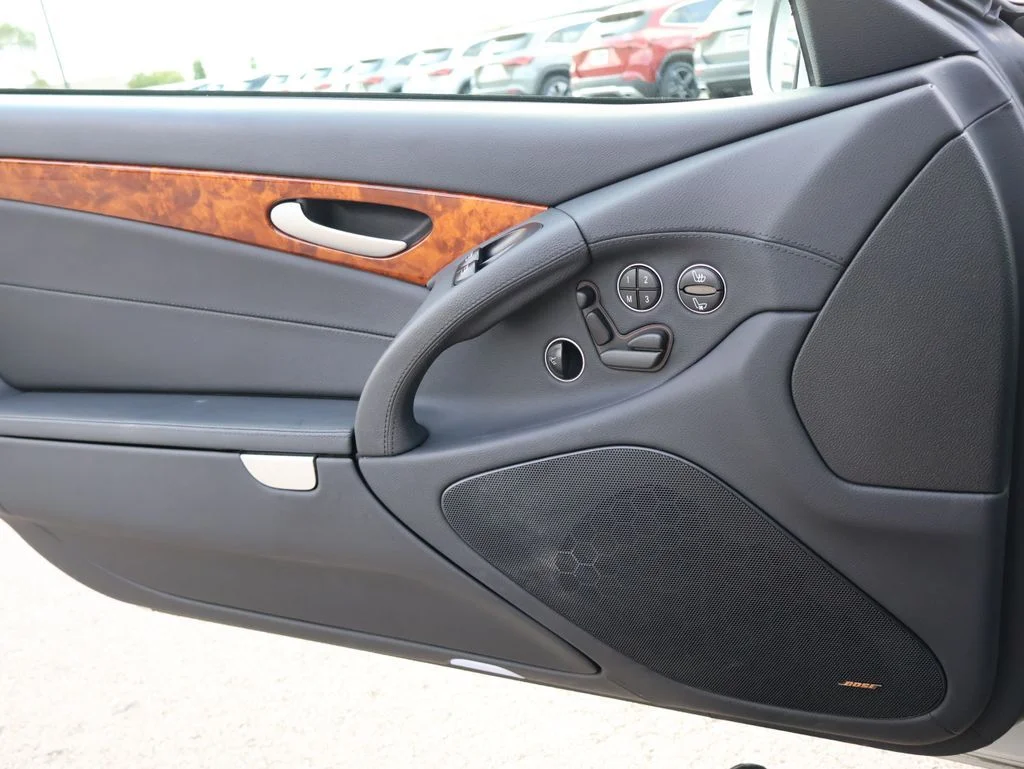 Used 2008 Iridium Silver Metallic Mercedes-Benz SL 550 image 36