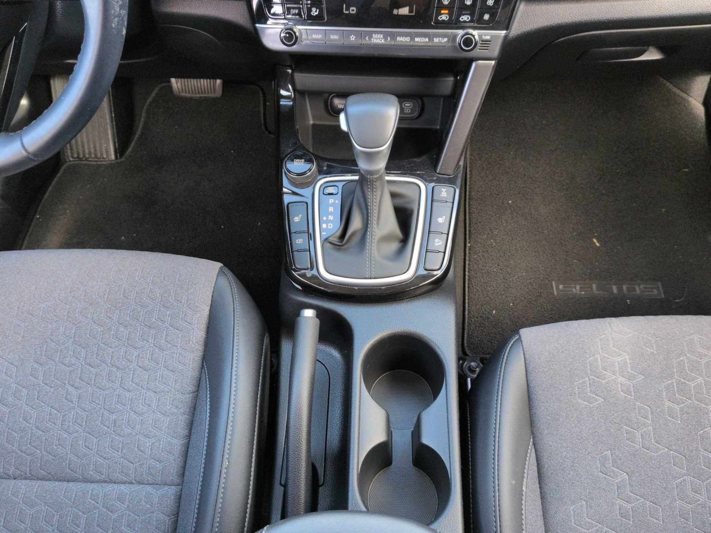 Certified Used 2024 Gravity Gray Kia S image 16