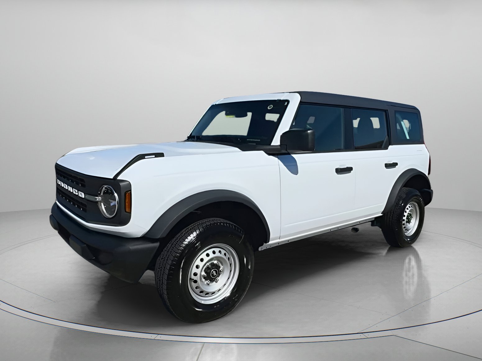 2025 Ford Bronco 4-Door Base - Photo 10