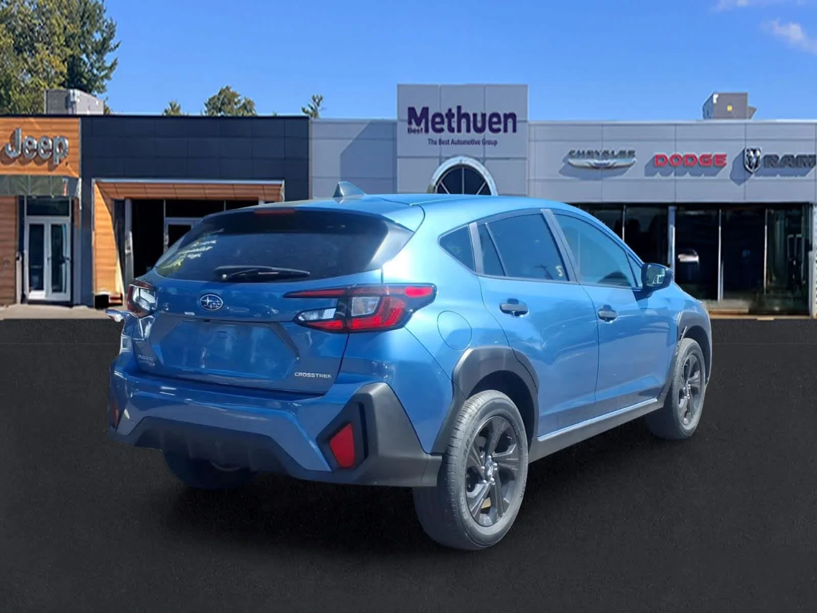 Used 2024 Horizon Blue Pearl Subaru  image 3
