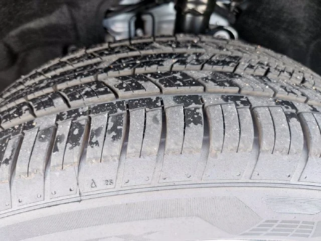 Used 2026 Silver Jeep Limited image 28