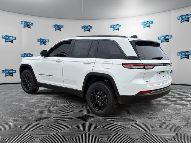 New 2026 Bright White Clear-Coat Exterior Paint Jeep Altitude image 3