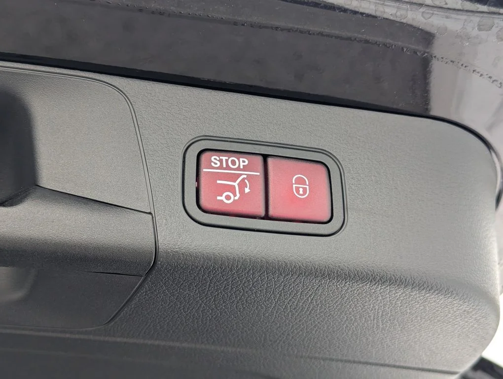 Used 2023 Black Mercedes-Benz 300 image 16