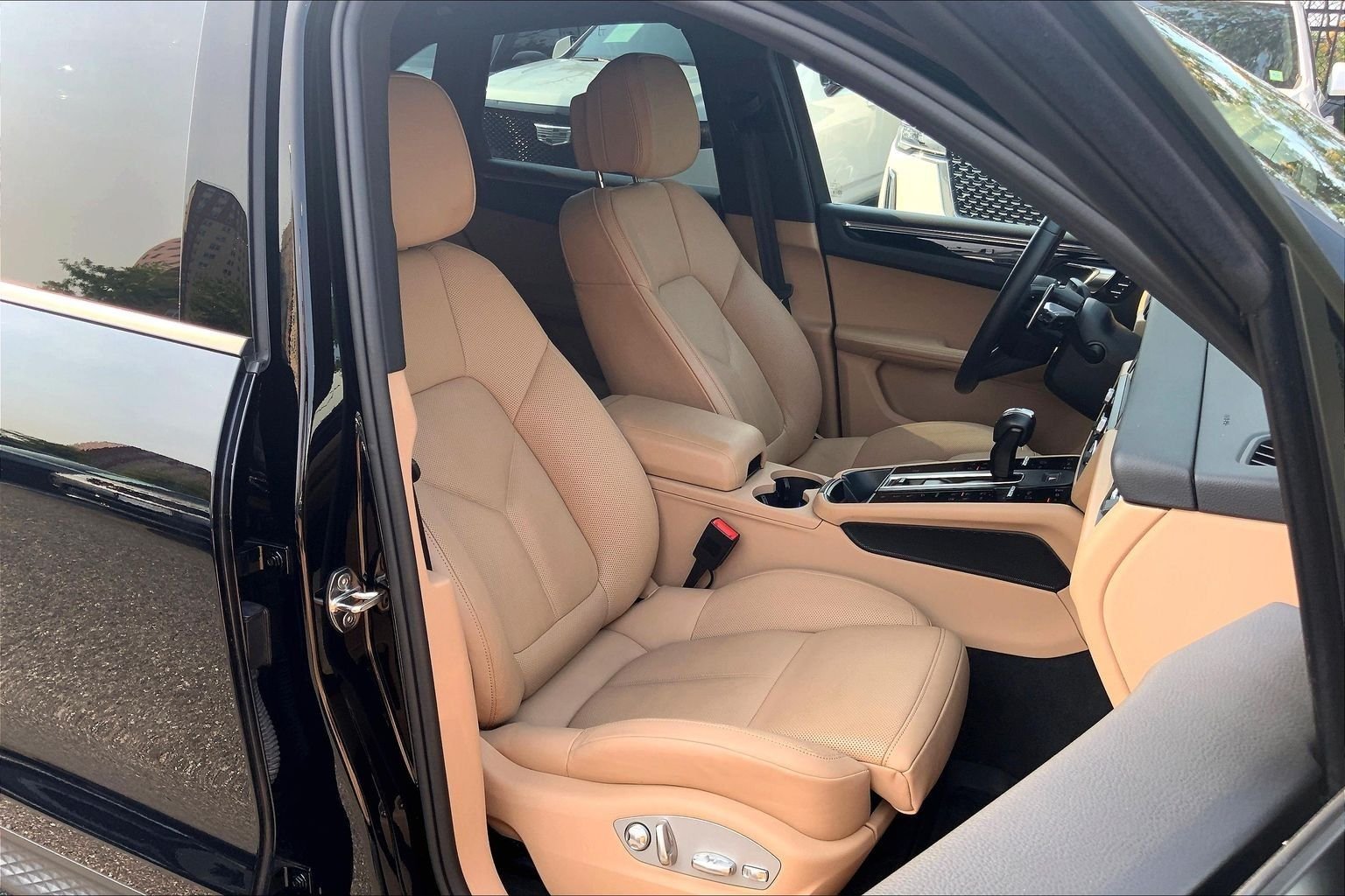 Used 2024 Black Porsche Base image 8