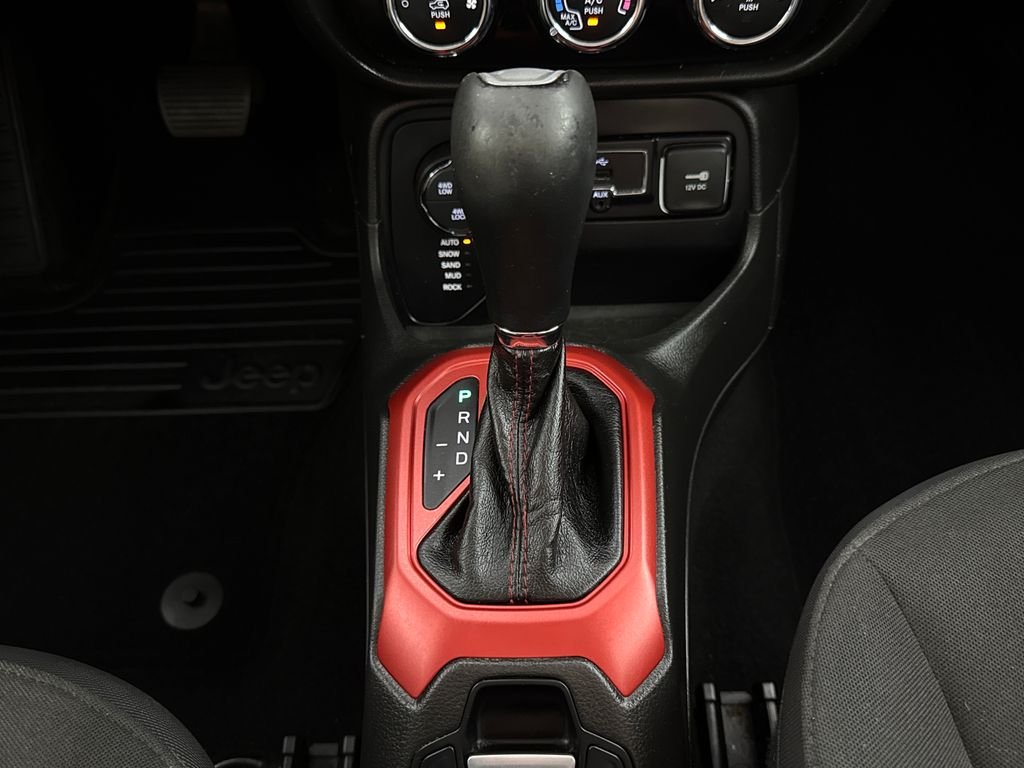 2016 Jeep Renegade Trailhawk - Photo 18