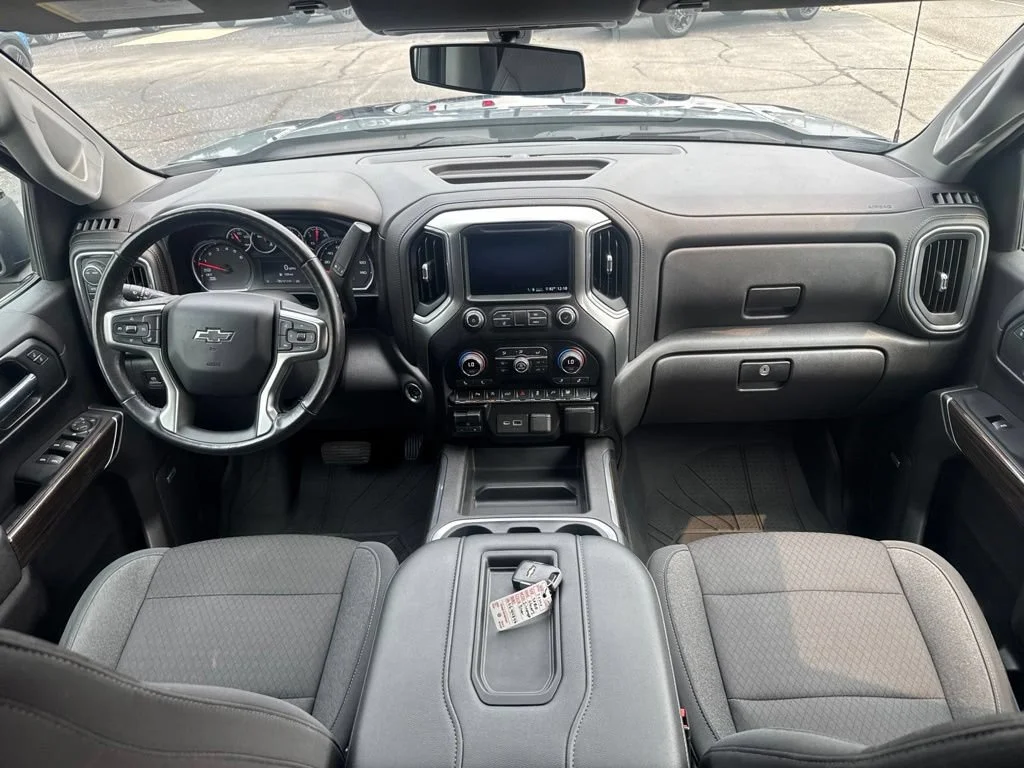 Used 2020 Northsky Blue Metallic Chevrolet RST image 25