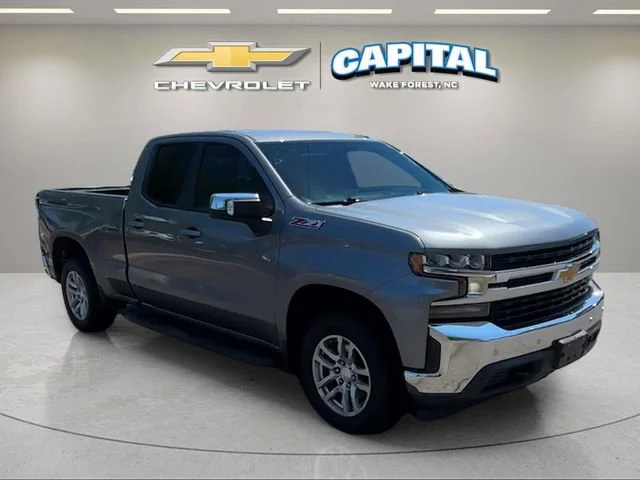 Used 2019 SATIN STEEL METALLIC Chevrolet LT image 7
