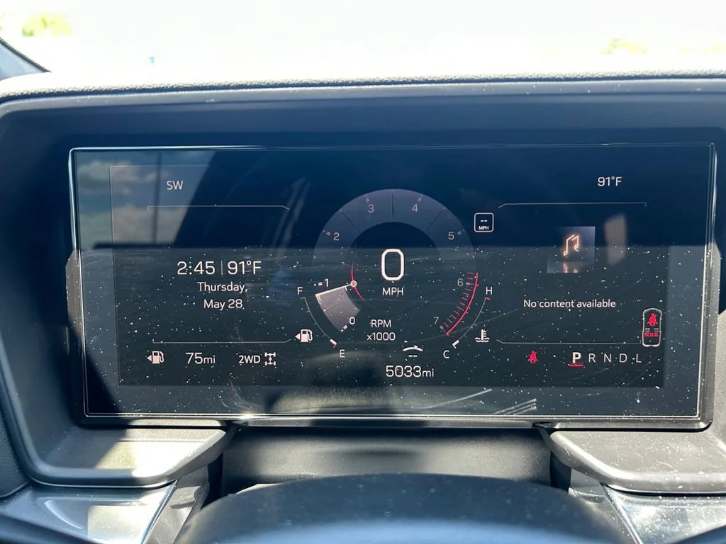 New 2026 Sterling Metallic GMC Elevation image 19