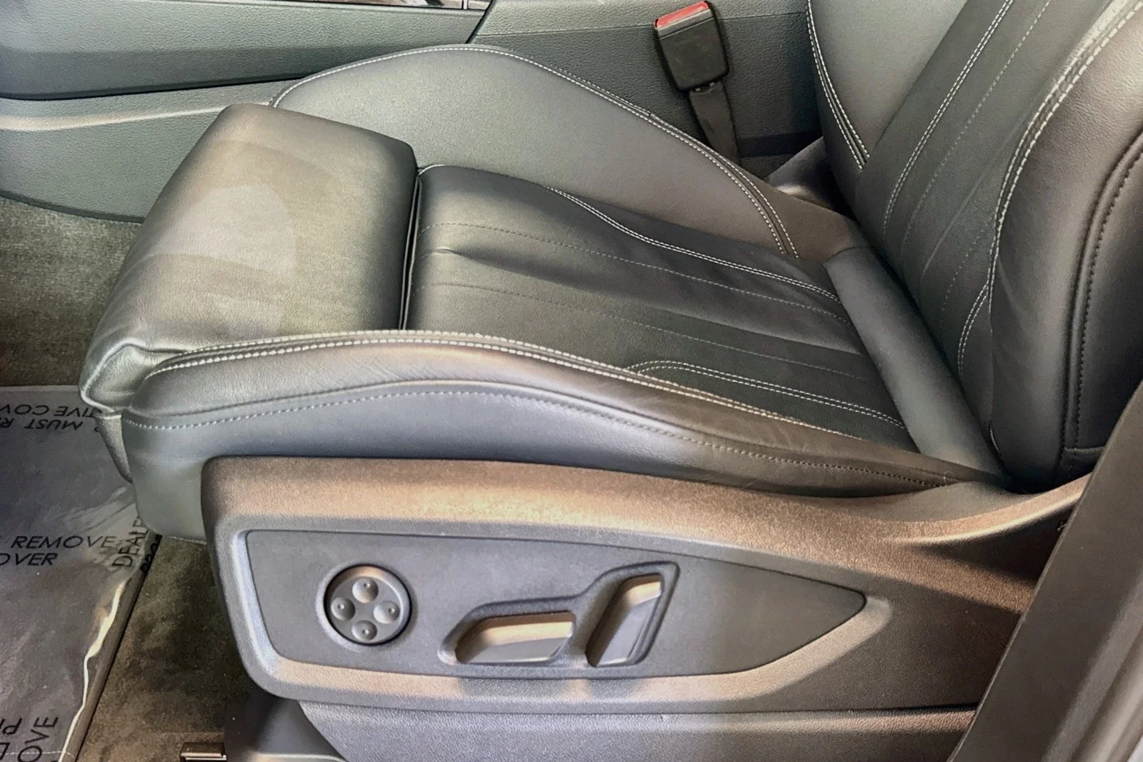 Used 2023 Daytona Gray Pearl Effect Audi S line Premium image 18