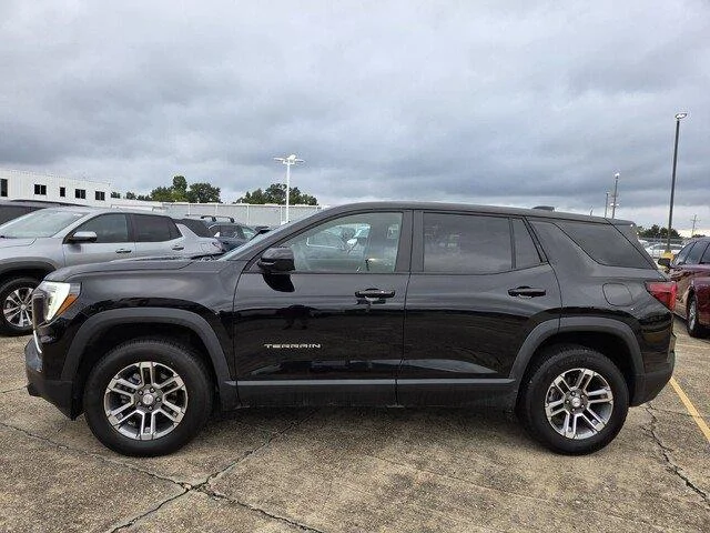Used 2026 Ebony Twilight Metallic GMC FWD Elevation image 2