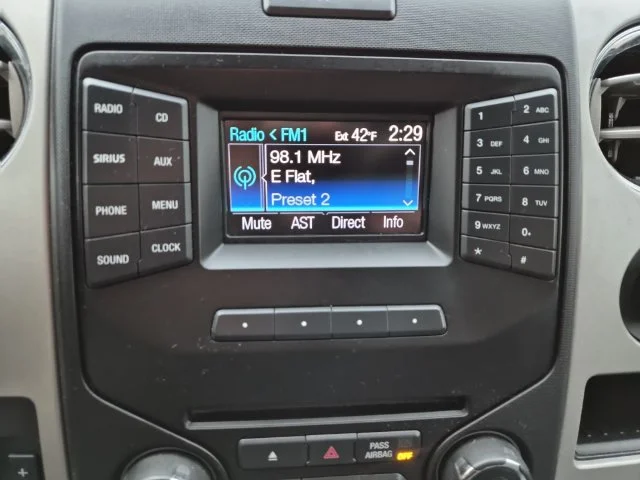Used 2013 Red Ford XLT image 15