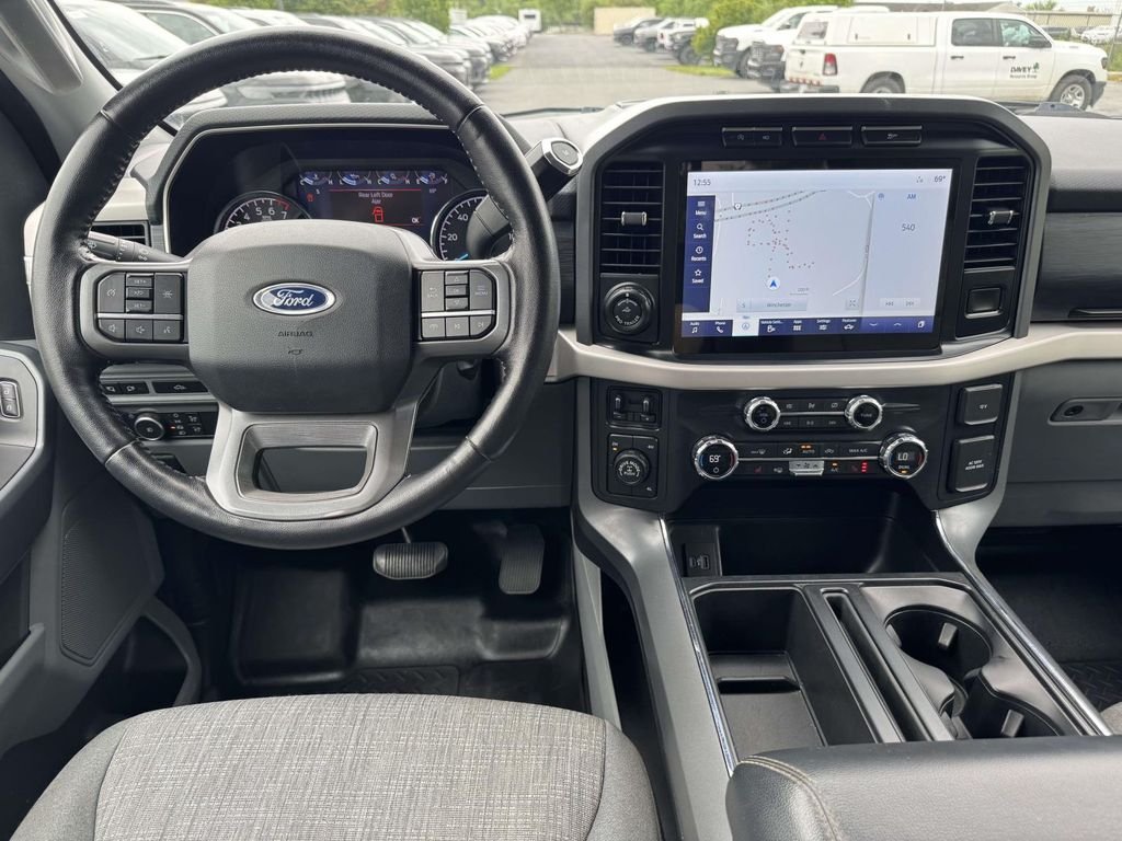 Used 2021 Silver Ford XLT image 17