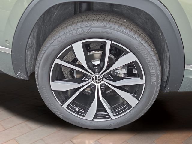 New 2026 Green Volkswagen 2.0T SEL Premium R-Line image 4