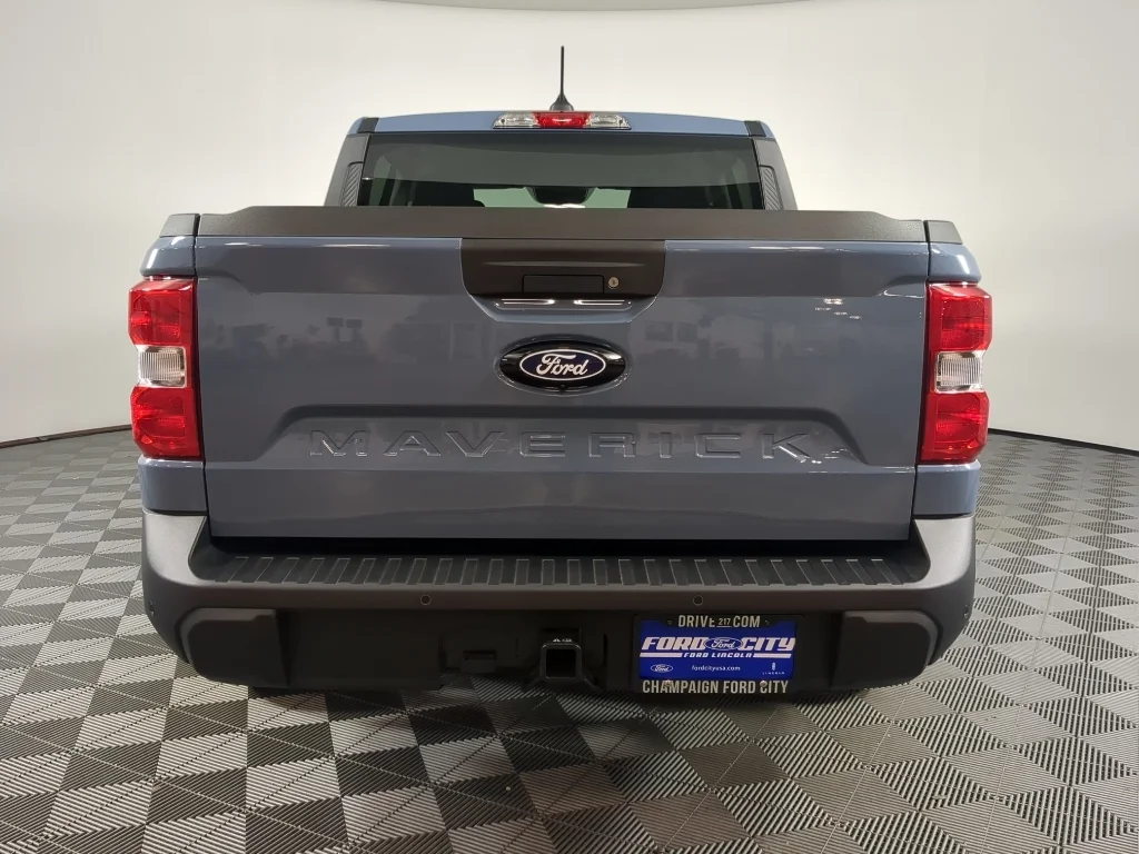 New 2026 Azure Gray Metallic Tri-Coat Ford XLT image 7