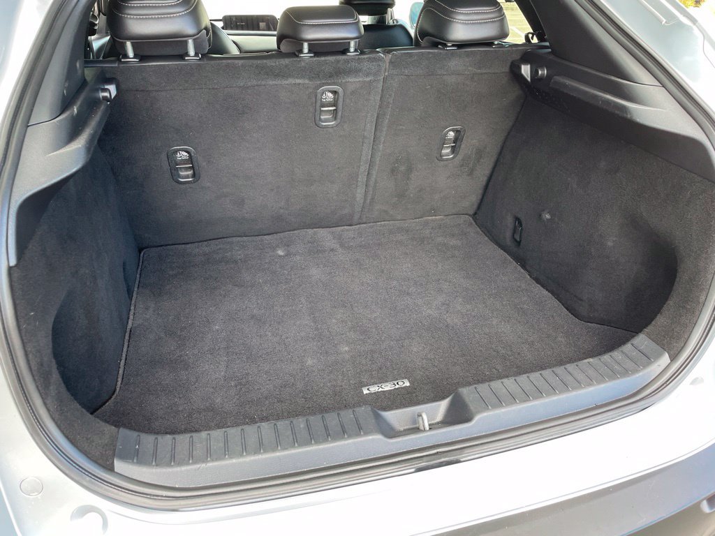 Used 2020 Silver Mazda Select image 6