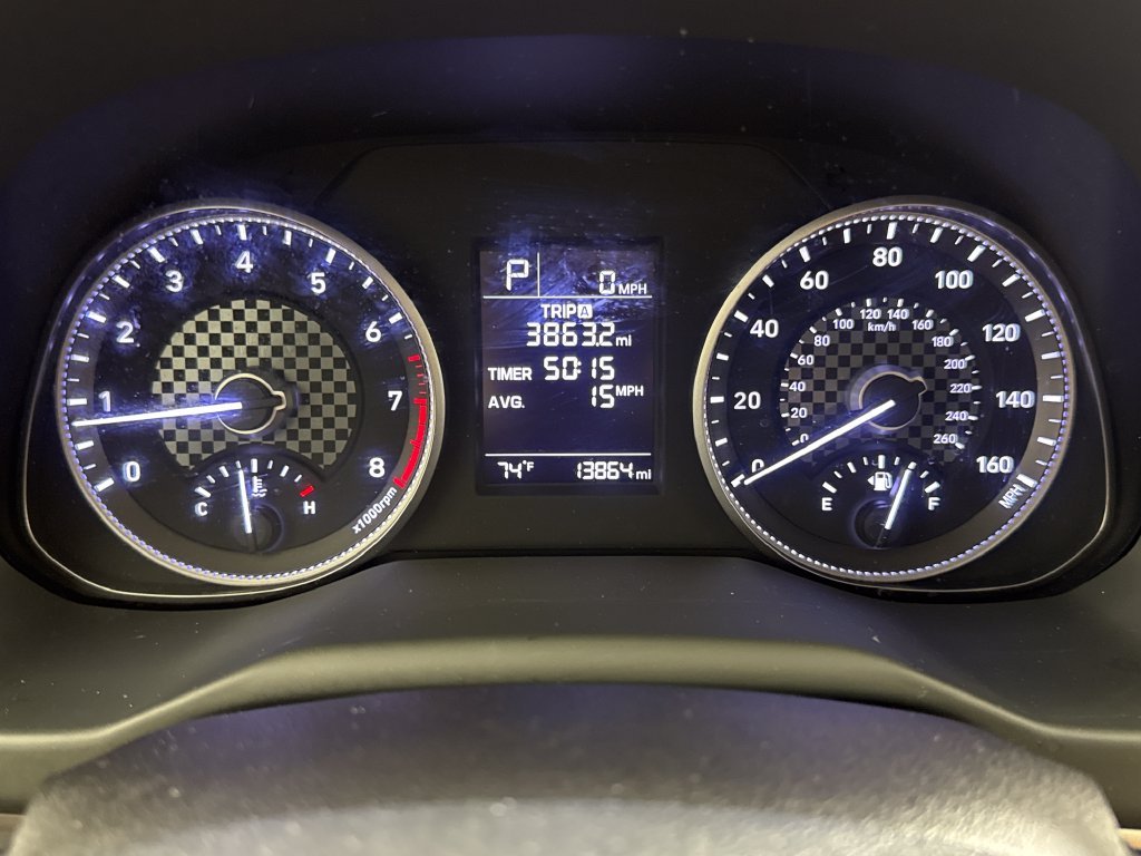 Used 2019 White Hyundai SE image 17