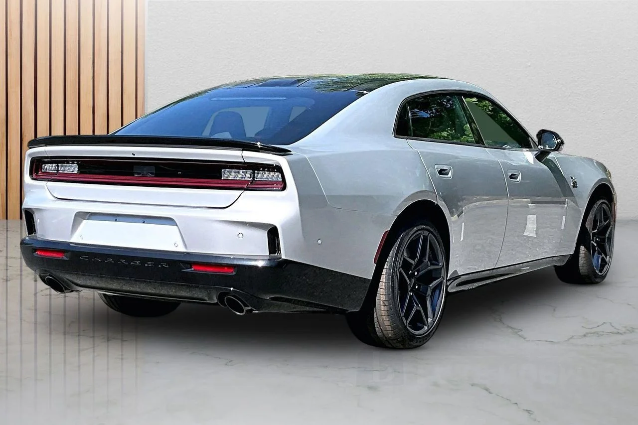 New 2026 Triple Nickel Exterior Paint Dodge R/T Scat Pack image 9
