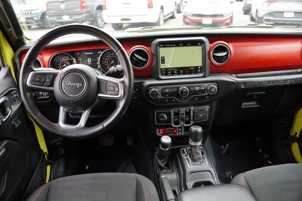 Used 2022 High Velocity Clearcoat Jeep Unlimited Rubicon image 20
