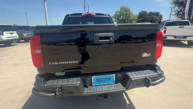 2022 Chevrolet Colorado ZR2 - Photo 7