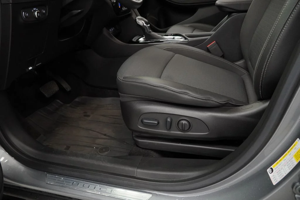 Used 2023 Gray Buick Preferred image 24