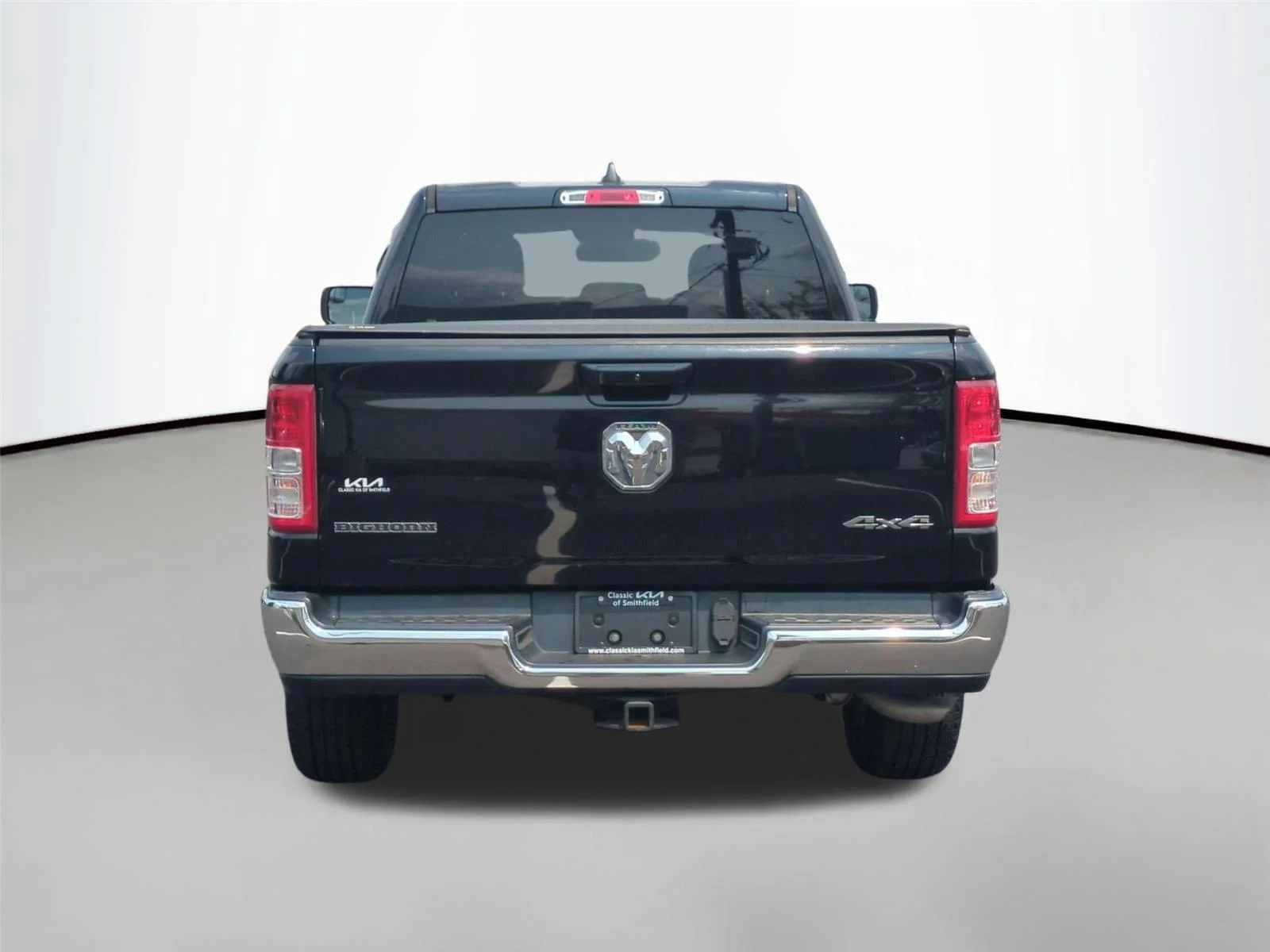Used 2022 Diamond Black Crystal Pearlcoat Ram Big Horn image 4