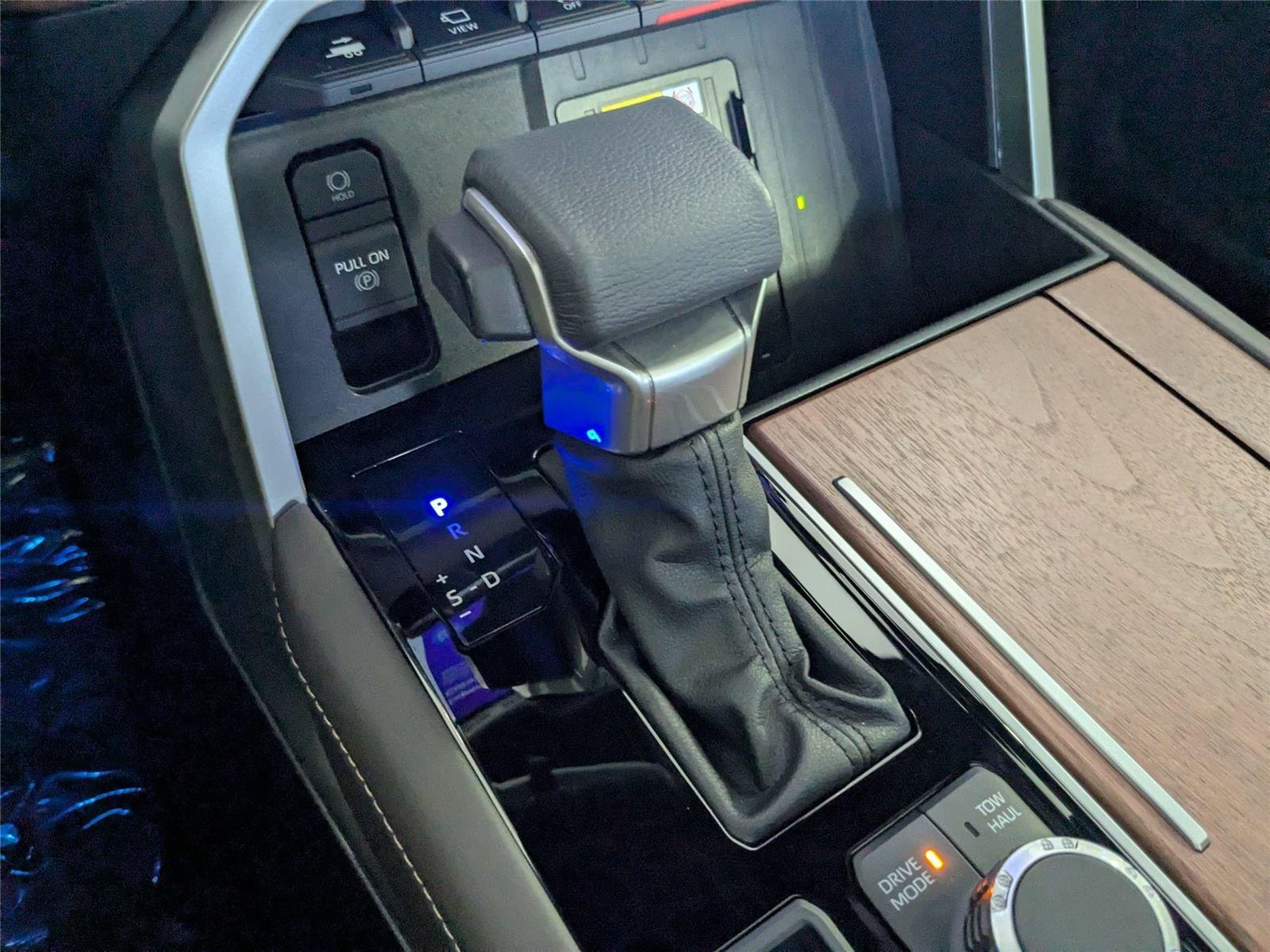 2024 Toyota Tundra 1794 Edition - Photo 27