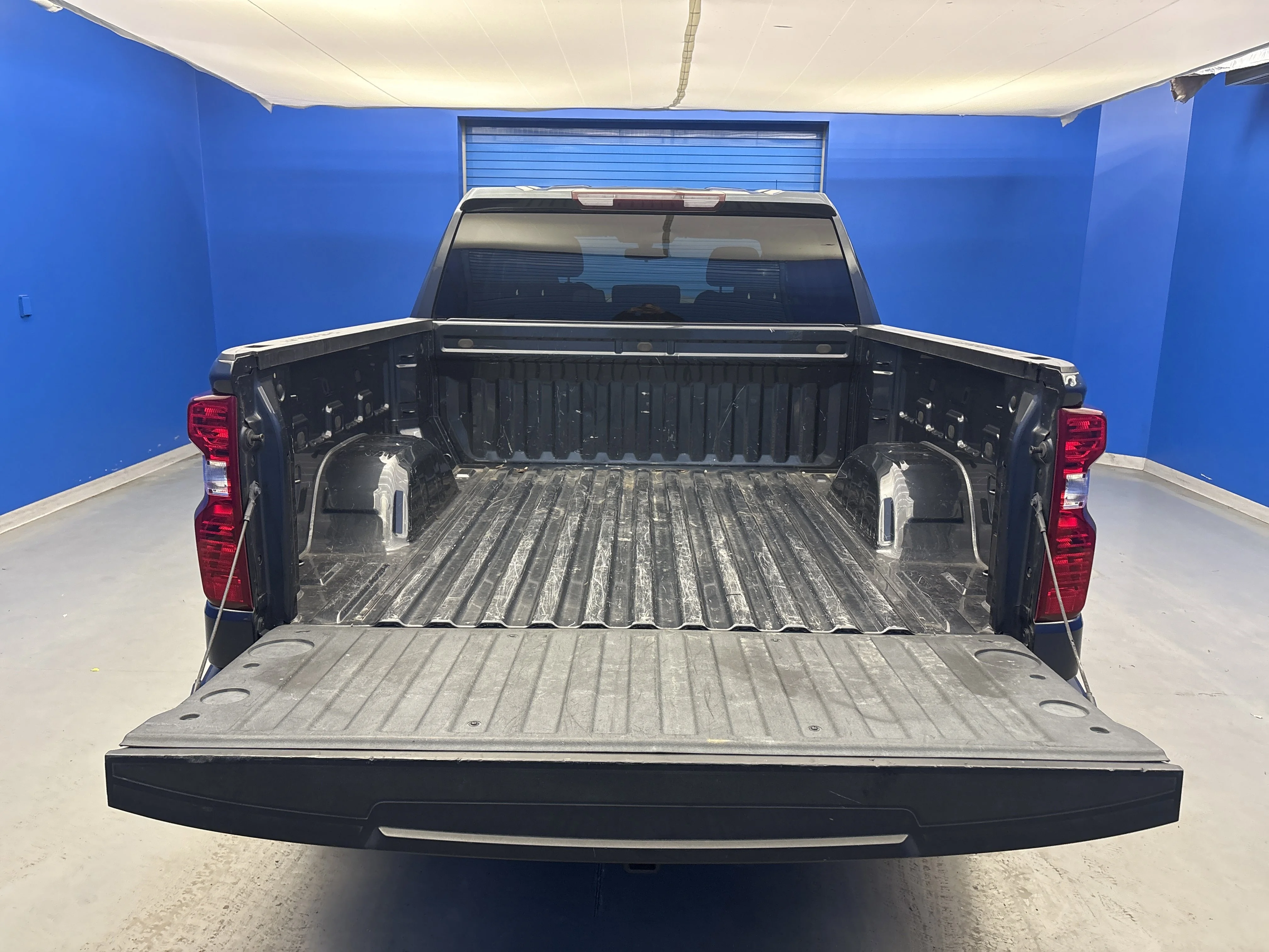 Used 2021 Shadow Gray Metallic Chevrolet LT image 28
