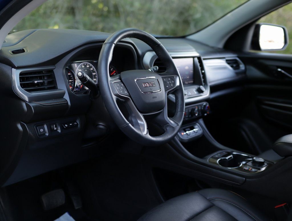 2023 GMC Acadia AT4 - Photo 9