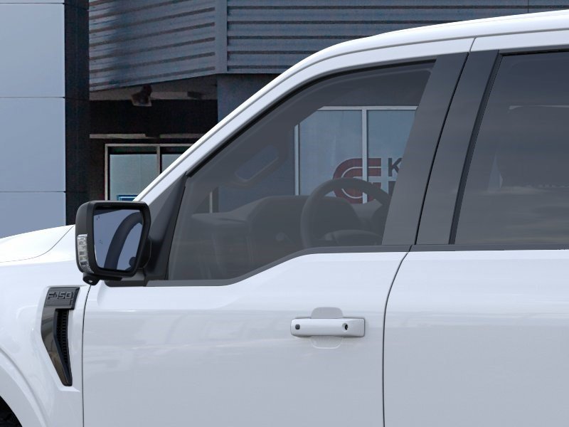 New 2026 Oxford White Ford XLT image 21