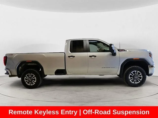 Used 2022 Quicksilver Metallic GMC Pro image 7