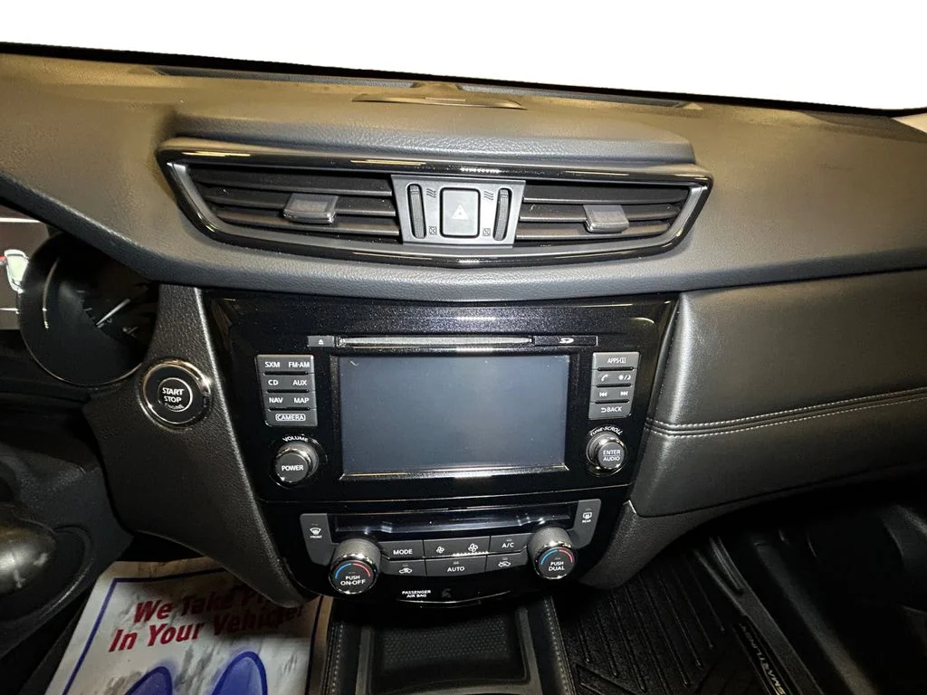 Used 2017 Gun Metallic Nissan  image 11