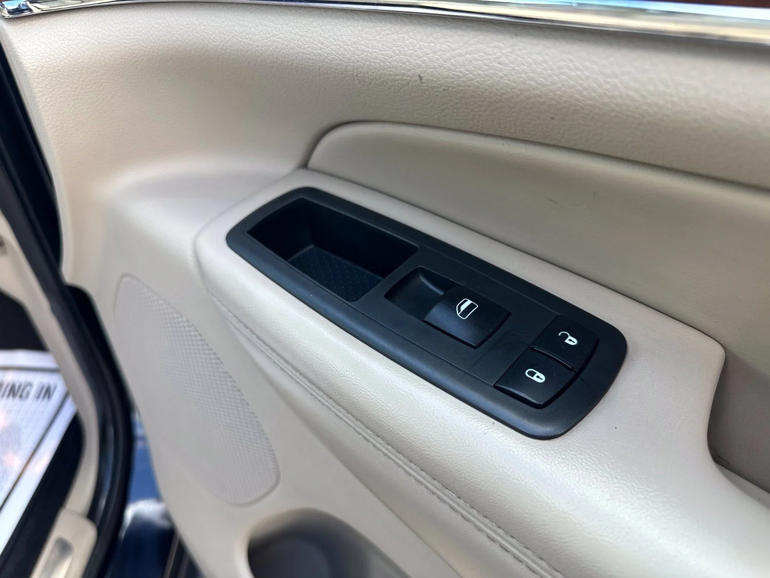 2011 Jeep Grand Cherokee Limited - Photo 38