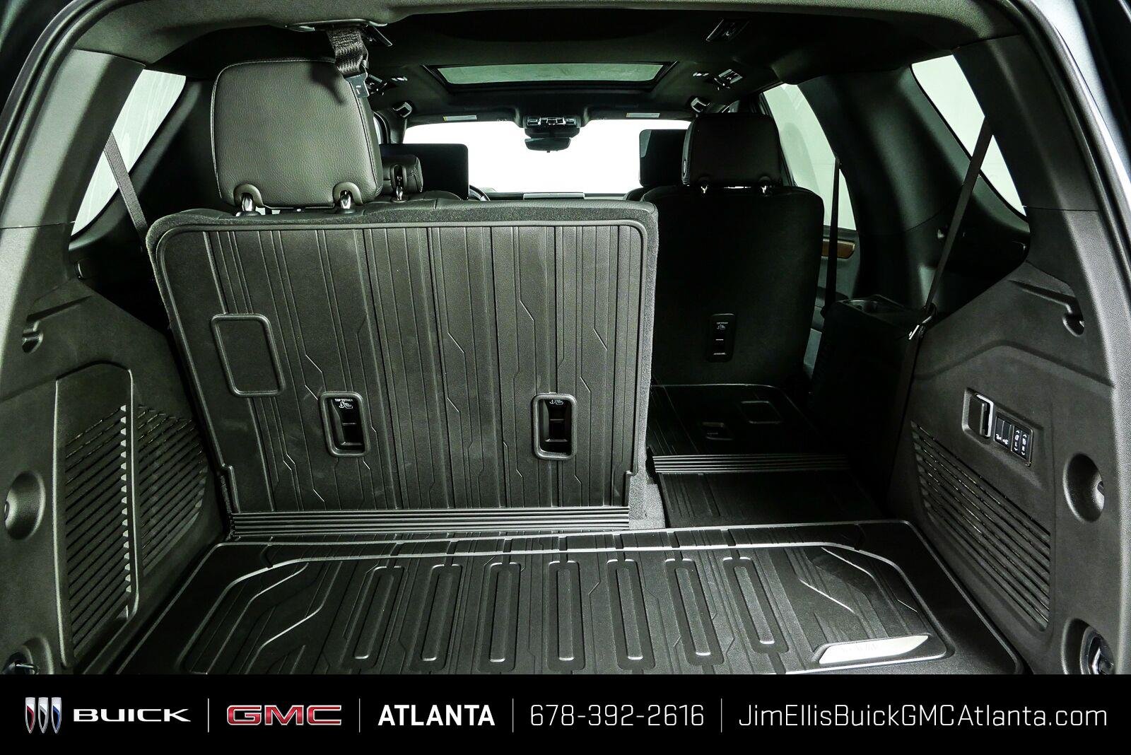 2027 GMC Yukon Denali - Photo 34