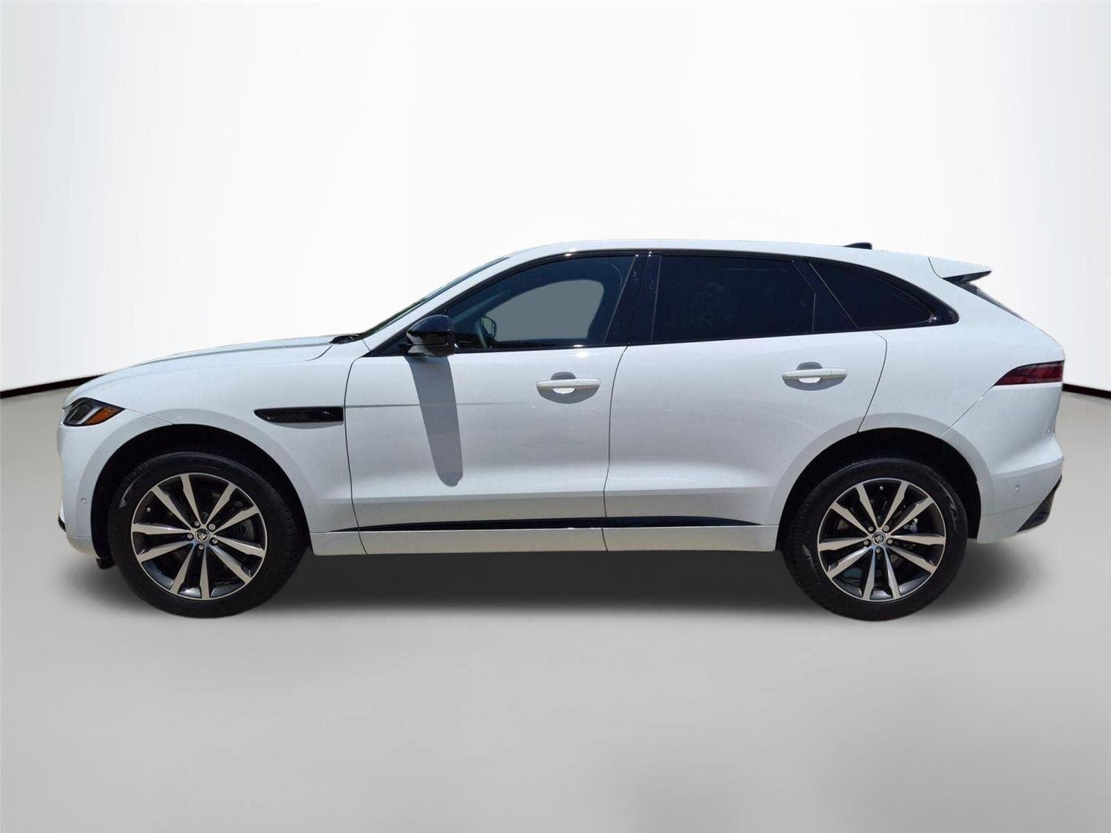 New 2026 Fuji White JAGUAR P250 R-DYNAMIC S image 8