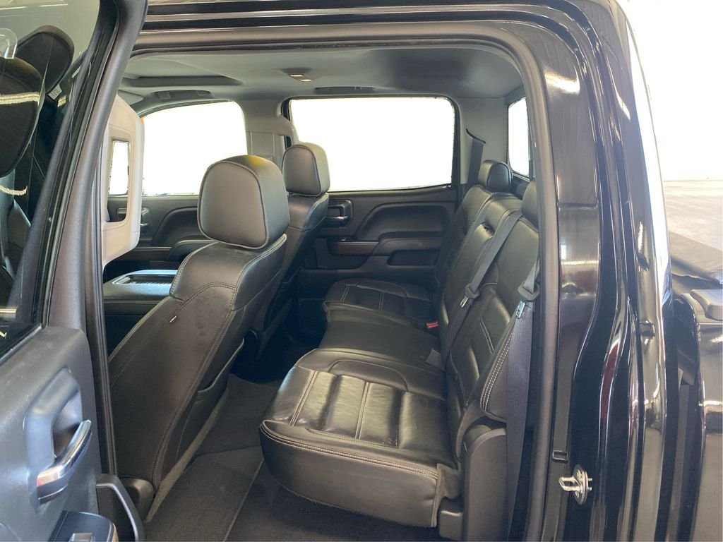 Used 2019 Black GMC Denali image 8