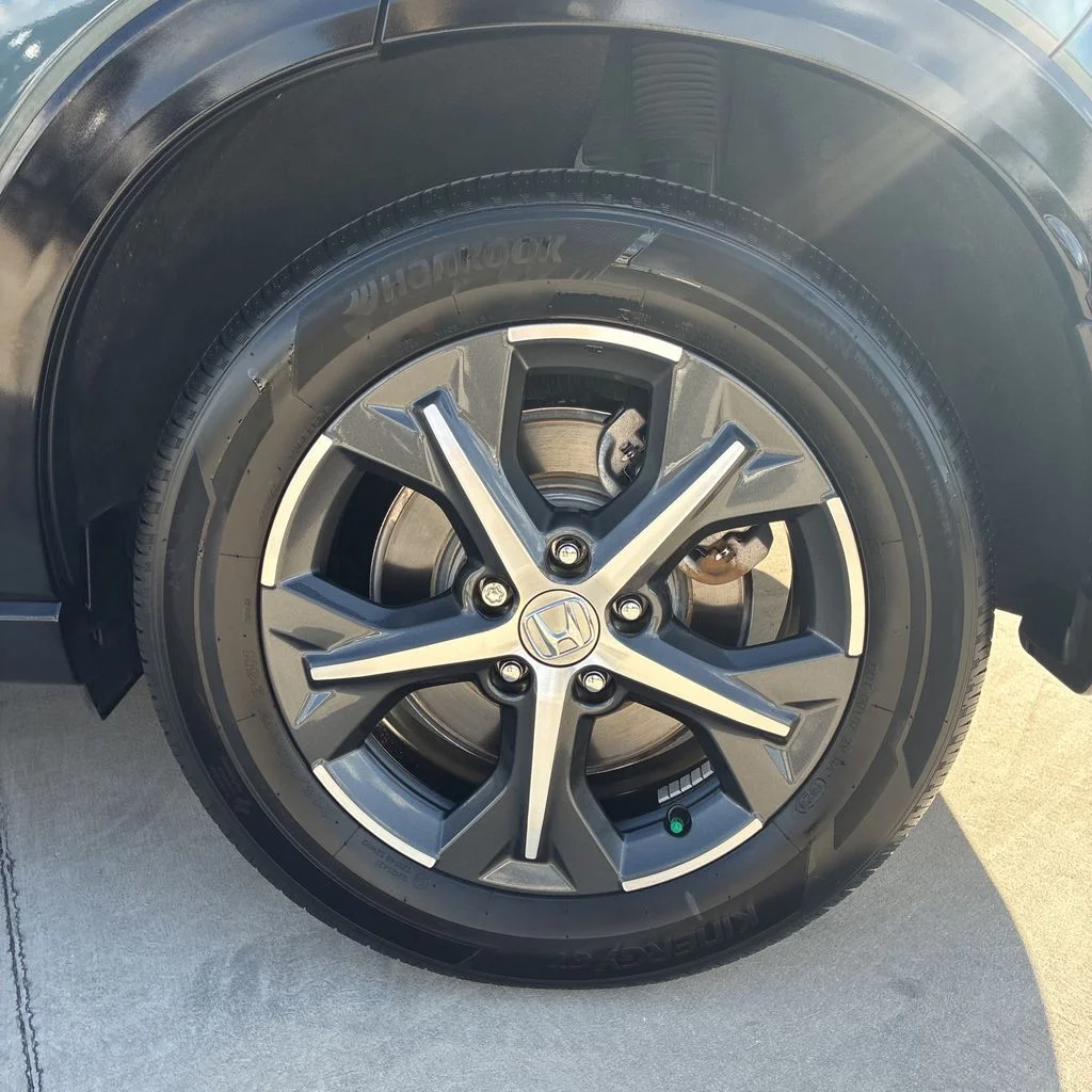 Used 2025 Gray Honda EX-L image 25