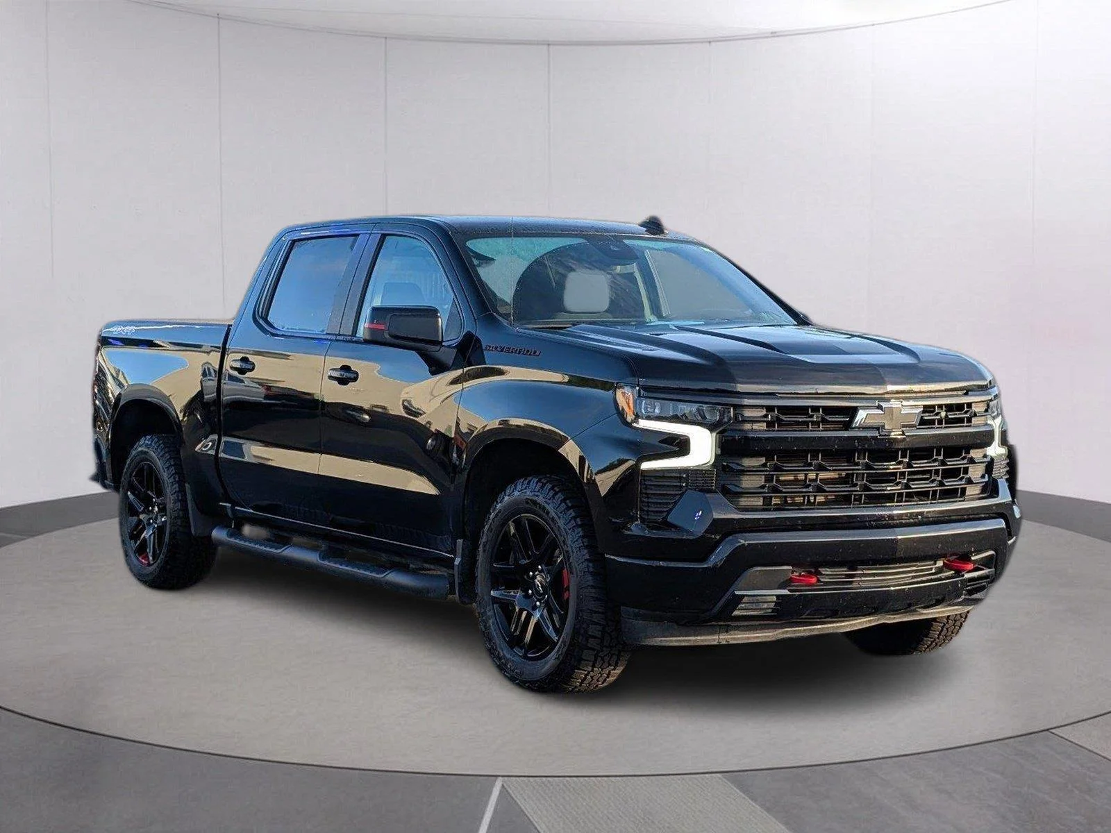 Used 2023 BLACK Chevrolet RST image 9