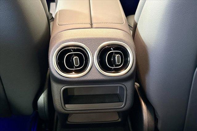 New 2026 Polar White Mercedes-Benz GLC 300 image 53