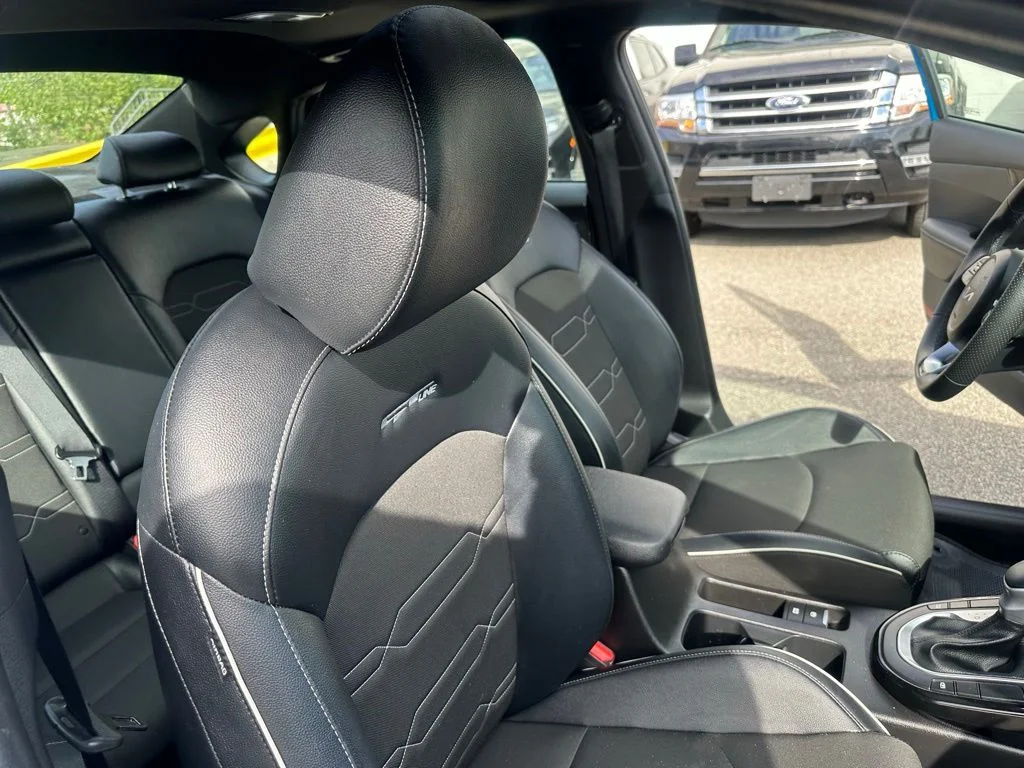 Used 2023 Blue Kia GT-Line image 35