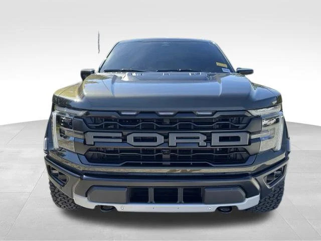 Used 2025 Green Ford Raptor image 2