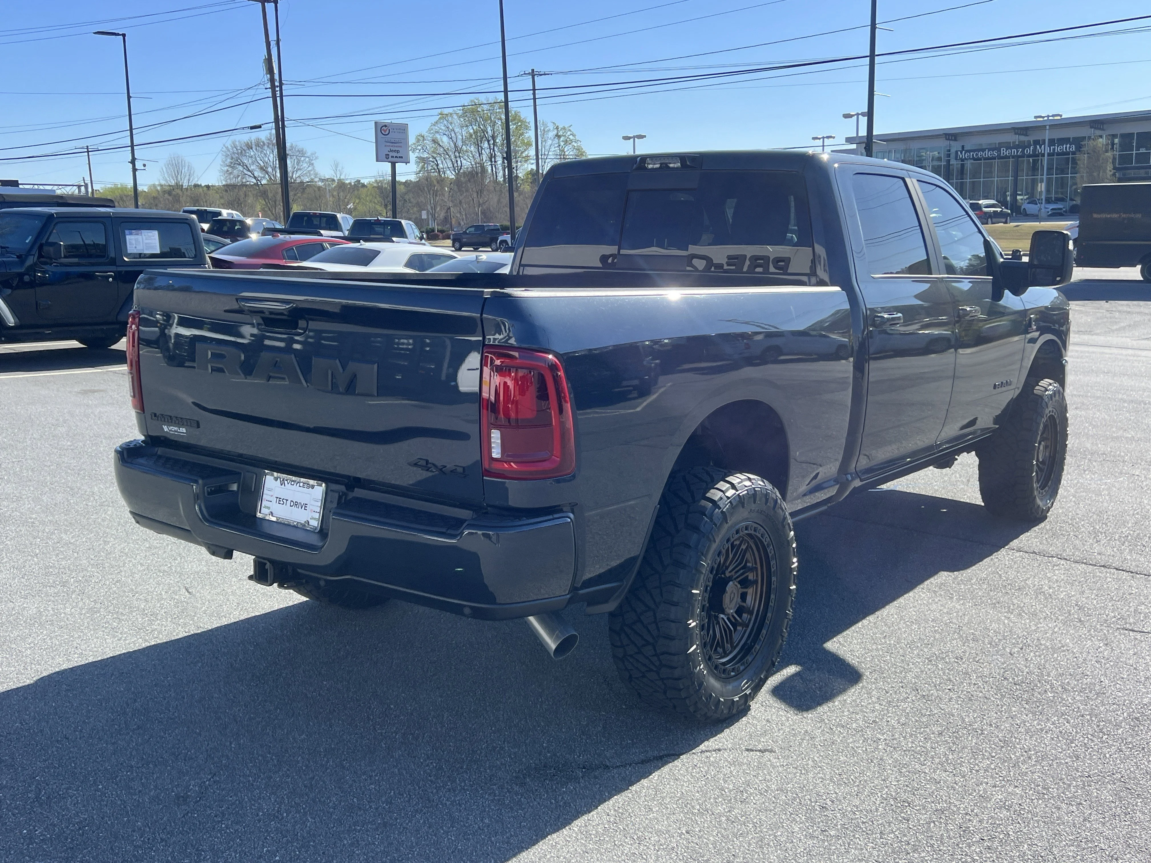 2025 RAM 2500 Laramie - Photo 9