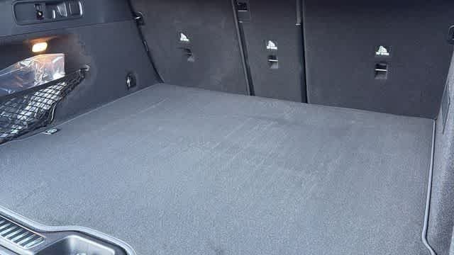 Certified Used 2026 Black Mercedes-Benz GLC 300 image 33