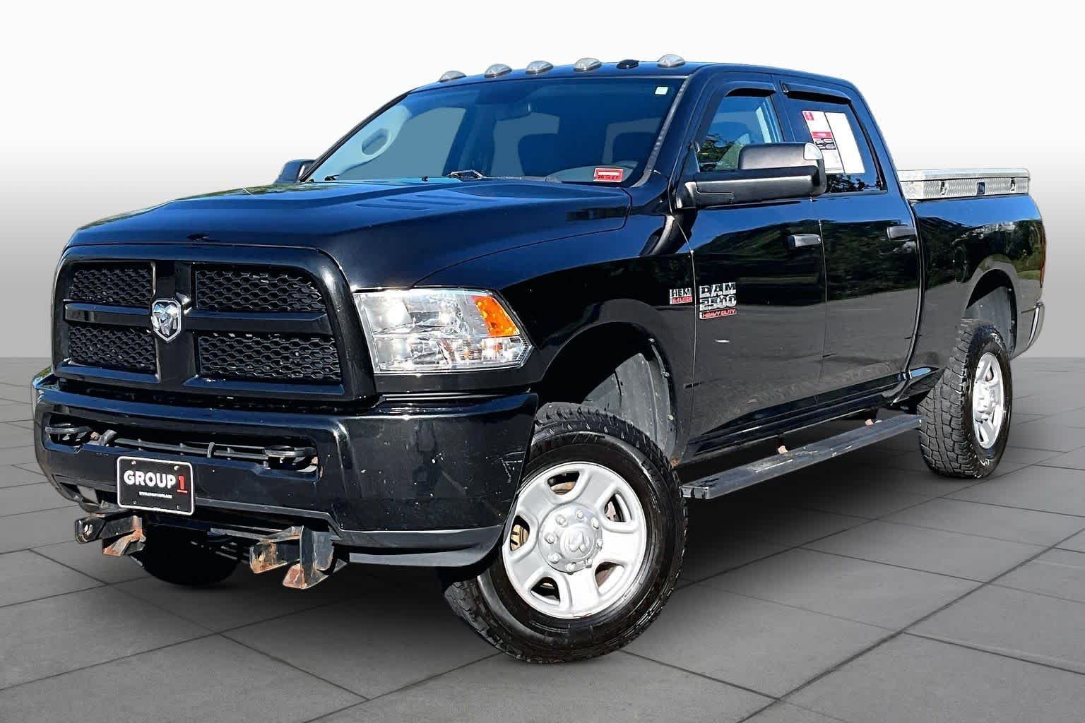 3C6UR5CJ3JG140945