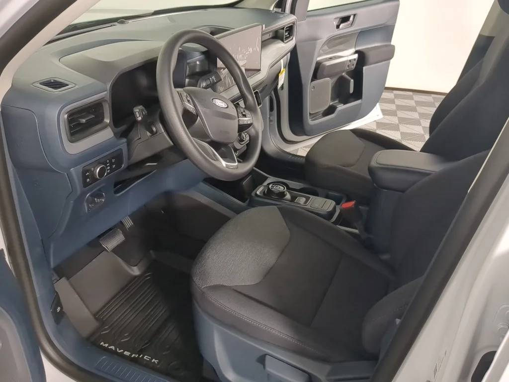 New 2026 Oxford White Ford XL image 14