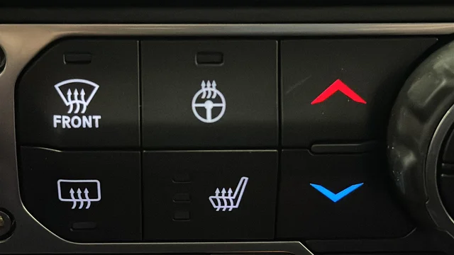 New 2026 Reign Exterior Paint Jeep Sport S image 27