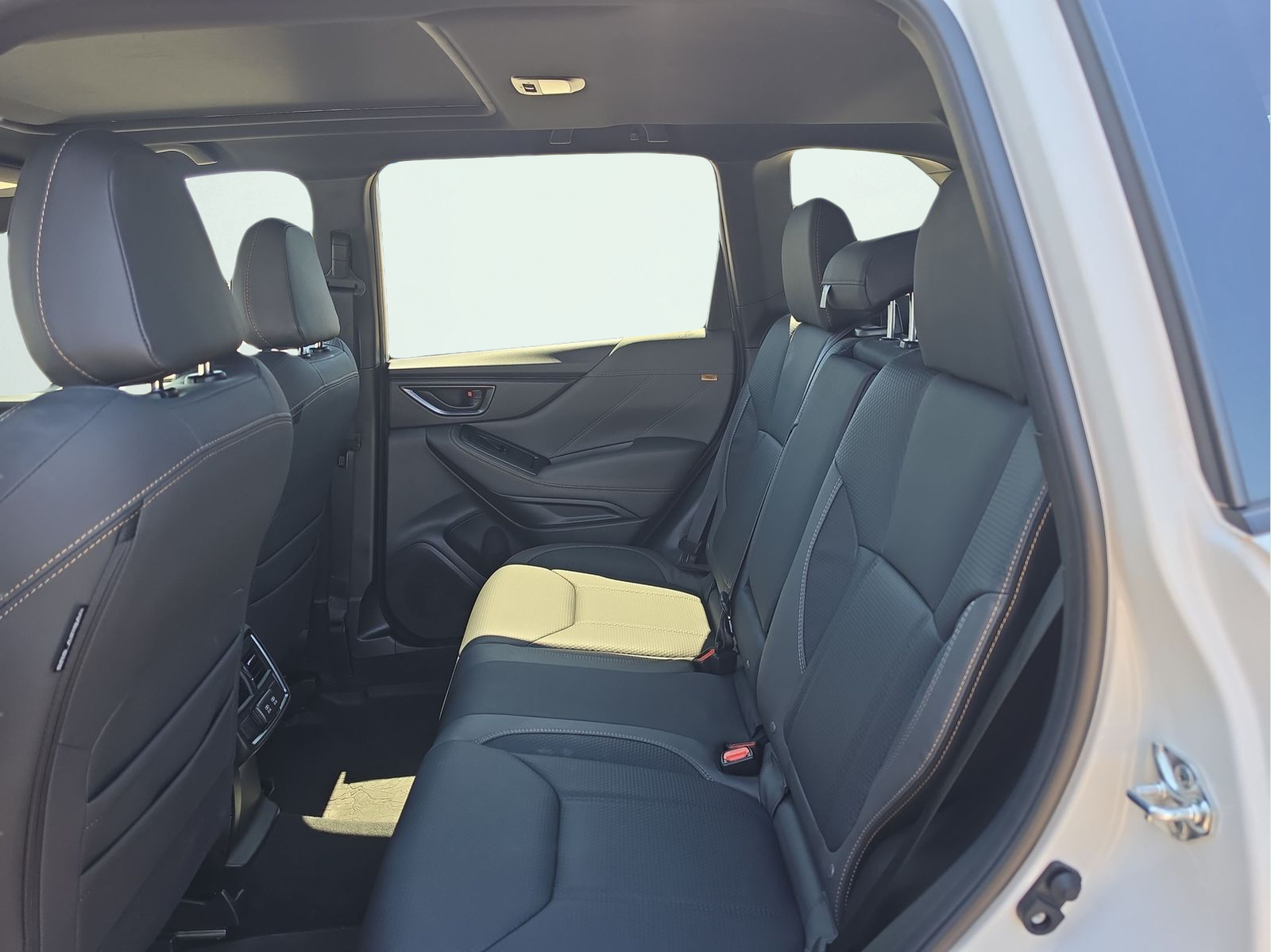 Used 2024 Crystal White Pearl Subaru Wilderness image 13