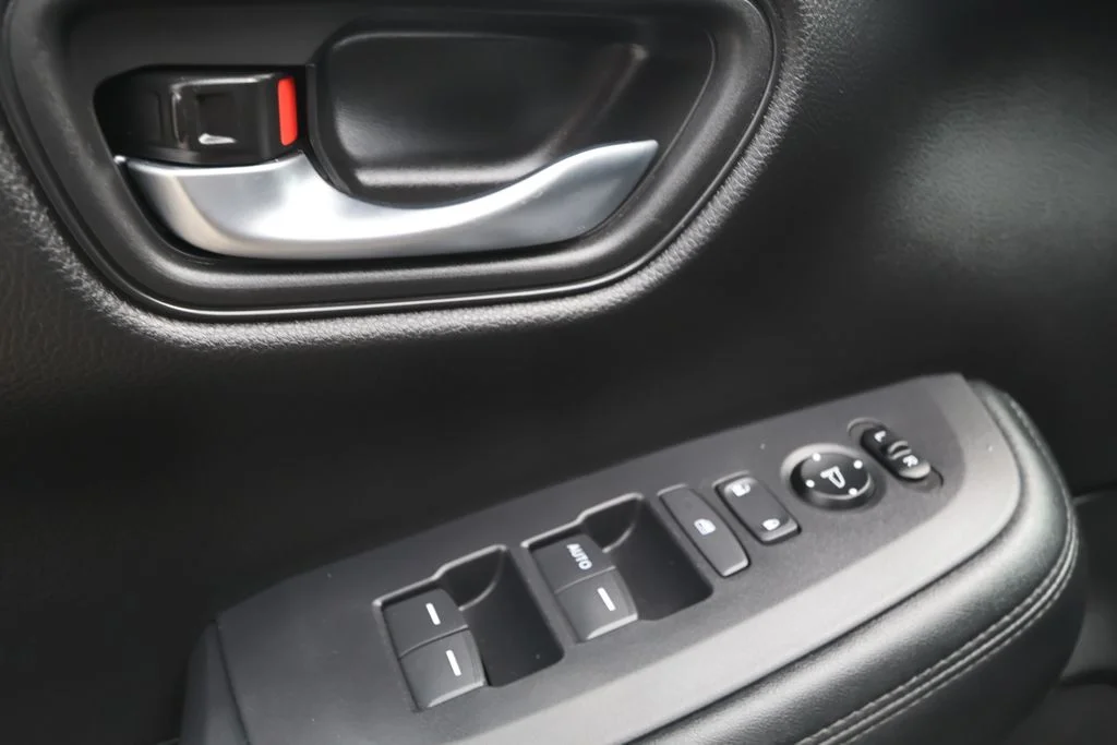 2026 Honda HR-V LX - Photo 17