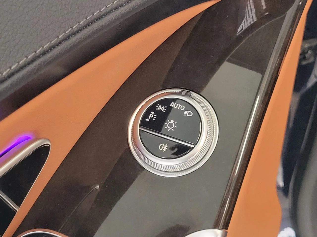 Used 2023  Mercedes-Benz S 500 image 26